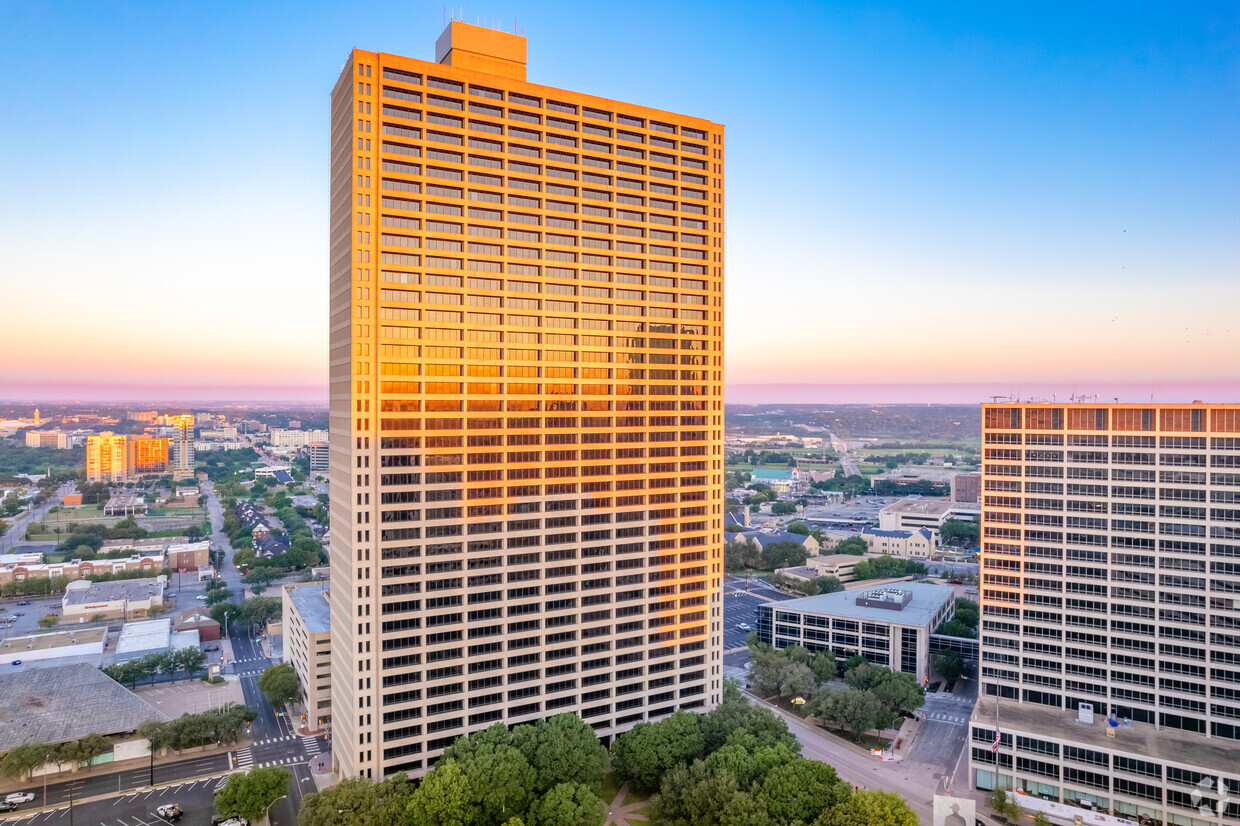 Burnett Plaza is Fort Worth's largest office tower